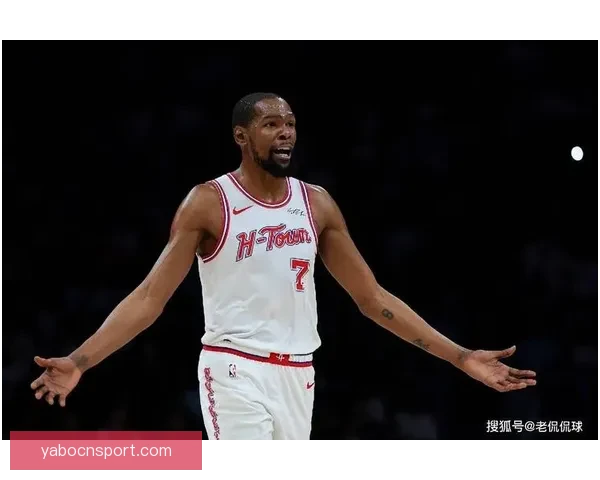 湖人豪取7连胜詹姆斯高效轰30分 多次炸扣激情庆祝完胜杜兰特